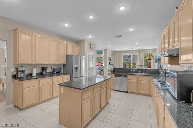 10483 Linnington Court, Las Vegas, NV 89135