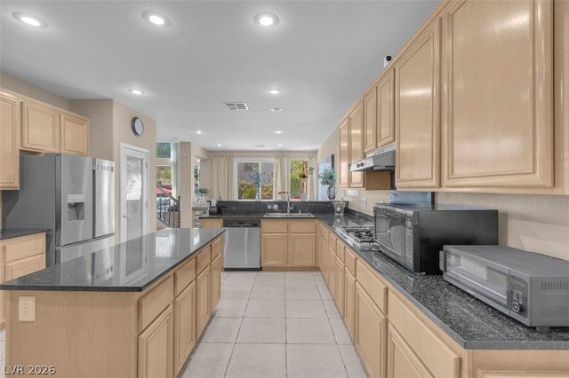 10483 Linnington Court, Las Vegas, NV 89135