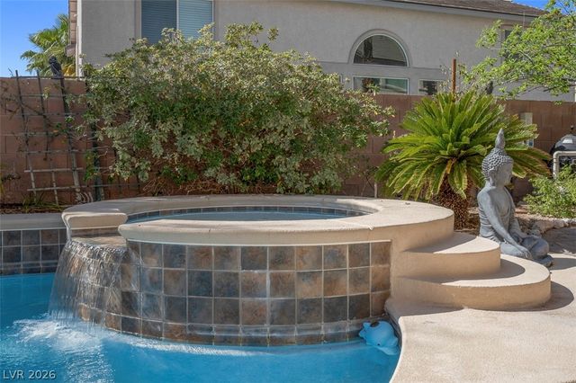 10483 Linnington Court, Las Vegas, NV 89135