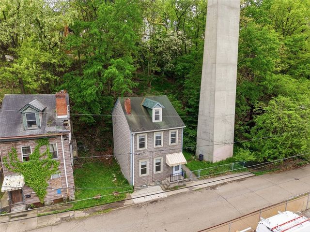 175 Lecky Ave, Woods Run, PA 15212