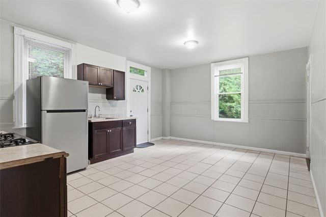 175 Lecky Ave, Woods Run, PA 15212