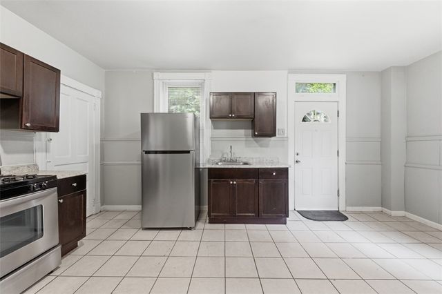 175 Lecky Ave, Woods Run, PA 15212