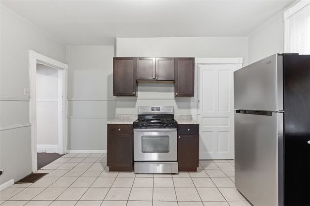 175 Lecky Ave, Woods Run, PA 15212