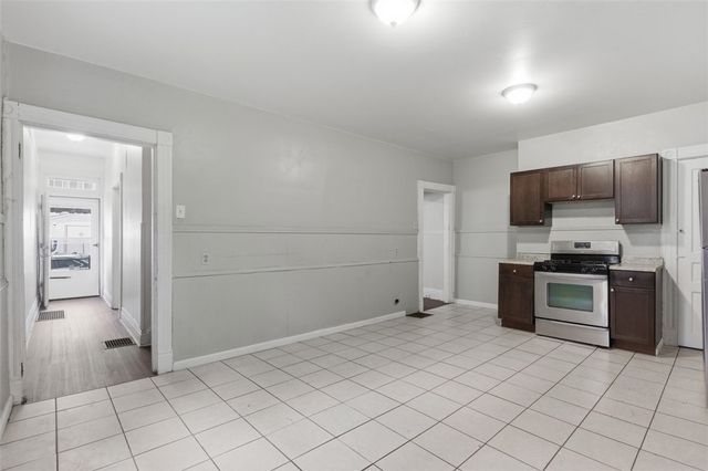 175 Lecky Ave, Woods Run, PA 15212