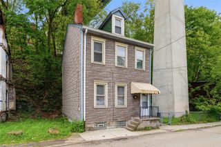 175 Lecky Ave, Woods Run, PA 15212