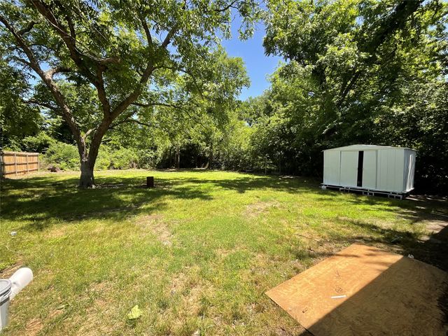 207 Bellview Street, Sulphur Springs, TX 75482