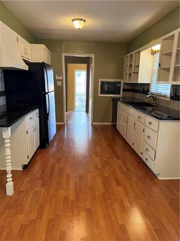 8608 E 84 Terrace, Raytown, MO 64138