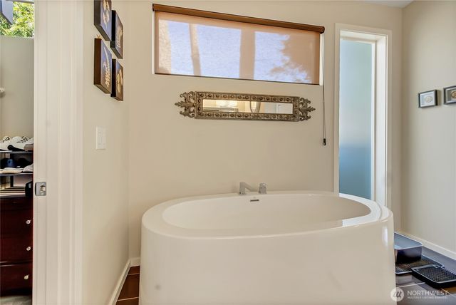 12067 SE 305th Place, Auburn, WA 98009