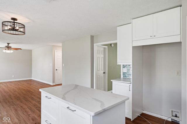 13089 Sinclair Place, Fishers, IN 46038