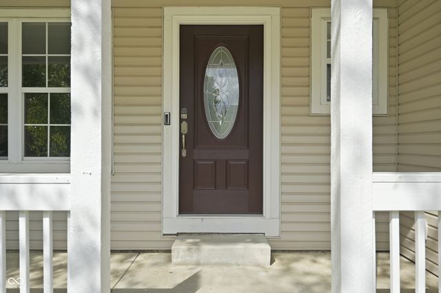 13089 Sinclair Place, Fishers, IN 46038