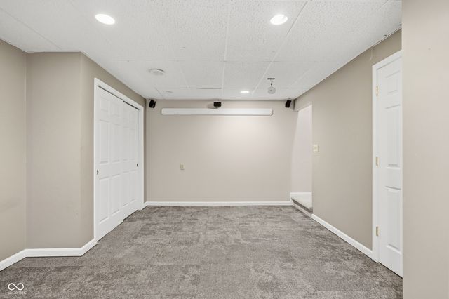 13089 Sinclair Place, Fishers, IN 46038