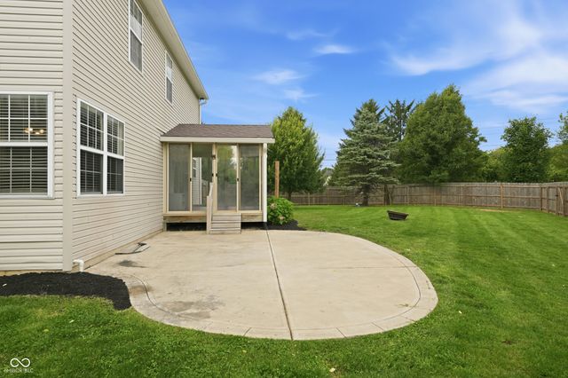 13089 Sinclair Place, Fishers, IN 46038
