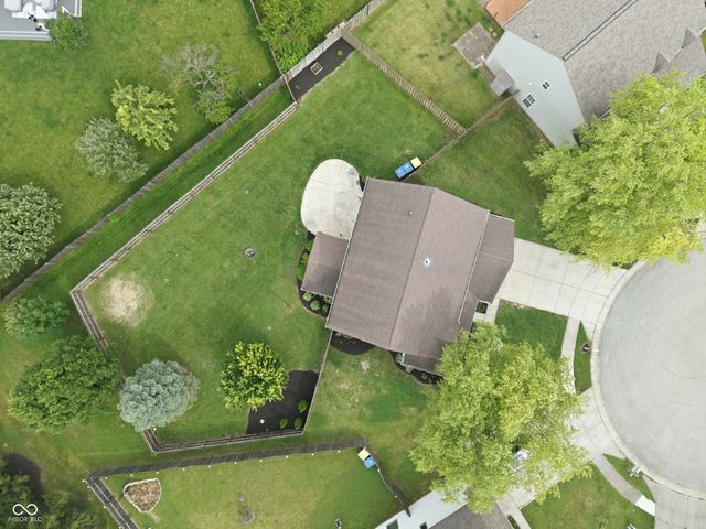 13089 Sinclair Place, Fishers, IN 46038
