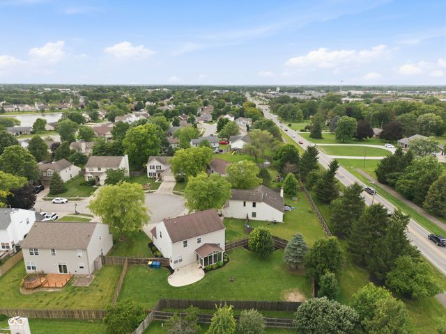 13089 Sinclair Place, Fishers, IN 46038