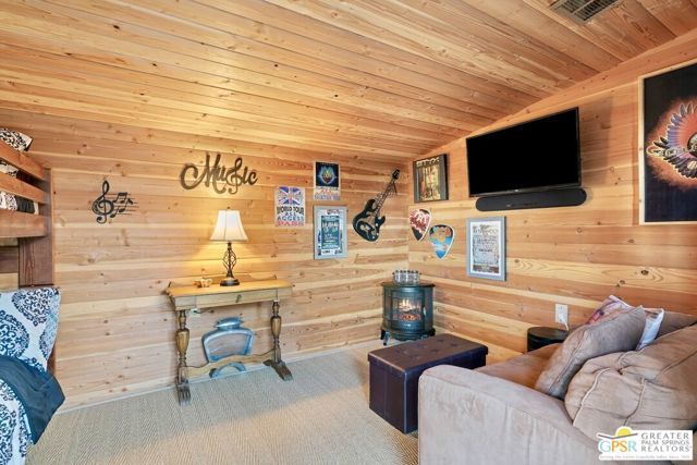 15911 Falls Creek Road, Whitewater, CA 92282