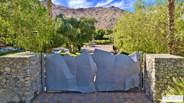 15911 Falls Creek Road, Whitewater, CA 92282