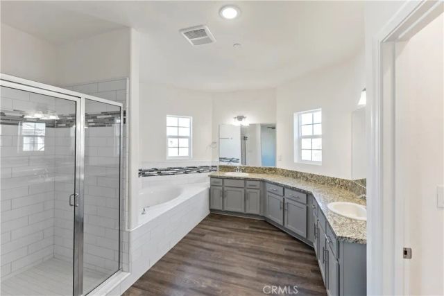 4422 W Langden Drive, Fresno, CA 93722