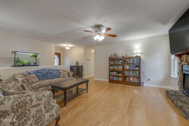 1106 East Heritage Lane, Jonesborough, TN 37659