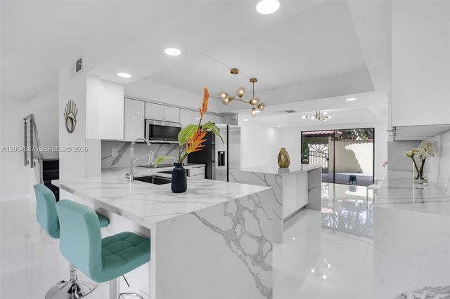 3843 Alcantara Avenue 76B, Doral, FL 33178