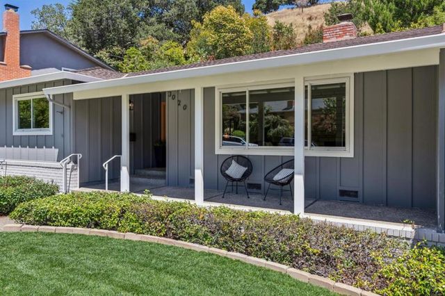 3020 Brittan Avenue, San Carlos, CA 94070