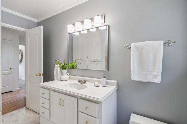 3020 Brittan Avenue, San Carlos, CA 94070