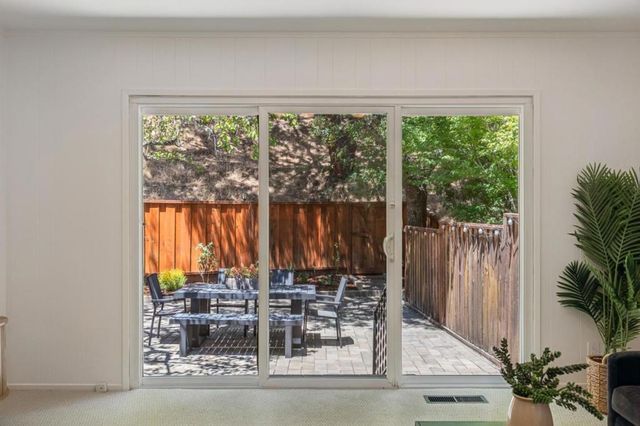 3020 Brittan Avenue, San Carlos, CA 94070