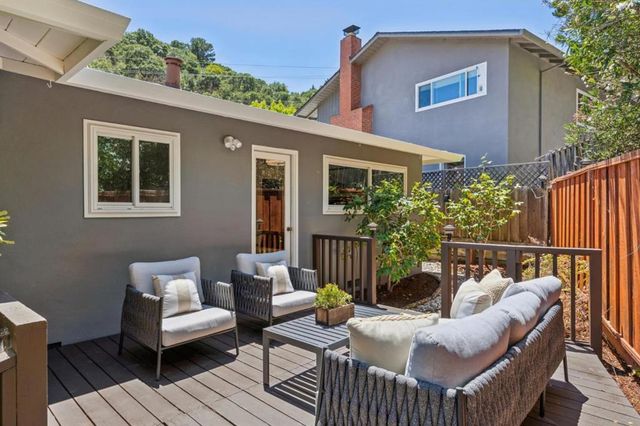 3020 Brittan Avenue, San Carlos, CA 94070