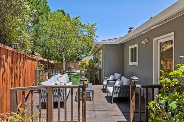 3020 Brittan Avenue, San Carlos, CA 94070