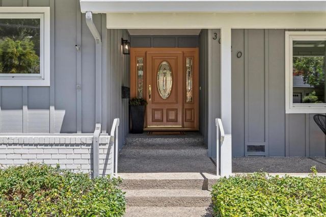 3020 Brittan Avenue, San Carlos, CA 94070