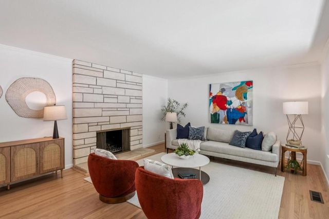 3020 Brittan Avenue, San Carlos, CA 94070