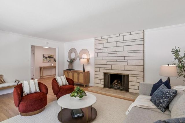 3020 Brittan Avenue, San Carlos, CA 94070