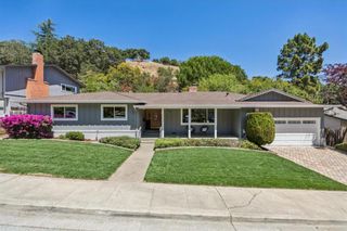 3020 Brittan Avenue, San Carlos, CA 94070