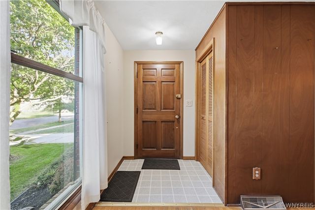 901 Park Avenue, North Tonawanda, NY 14120