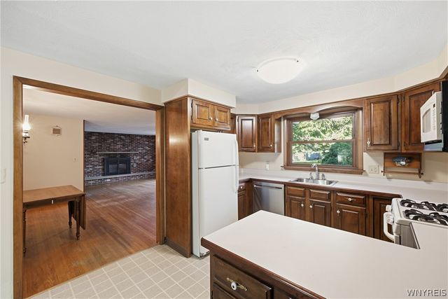 901 Park Avenue, North Tonawanda, NY 14120