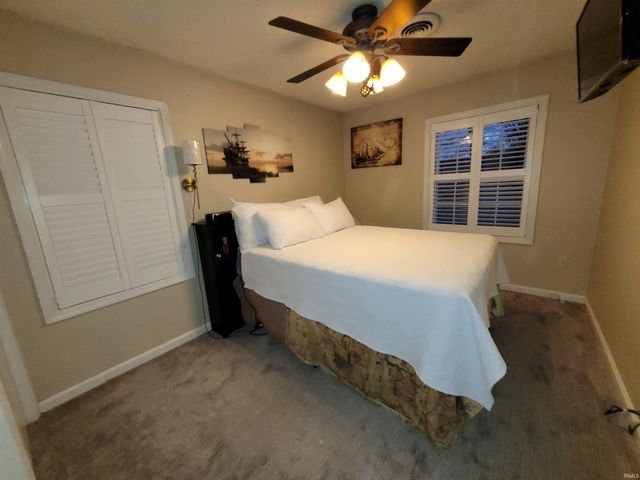 319 Greenleaf Drive, Evansville, IN 47710