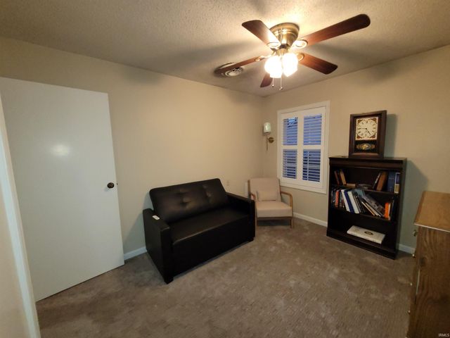 319 Greenleaf Drive, Evansville, IN 47710