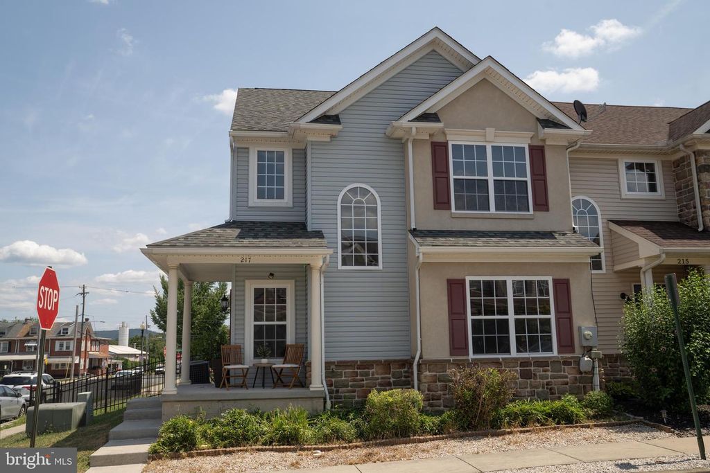 217 SILK DR, Reading, PA 19611