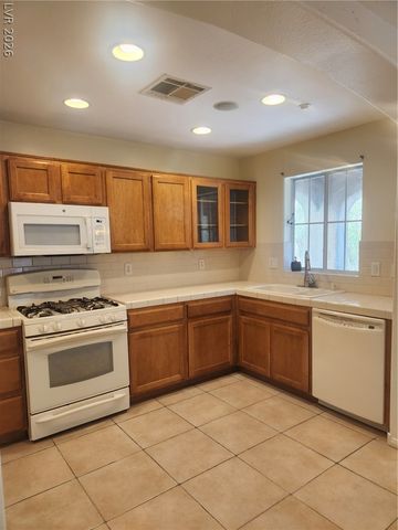 6485 Abbotsford House Court, Las Vegas, NV 89130