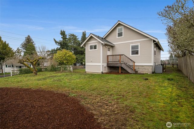 1419 High Avenue, Bremerton, WA 98337