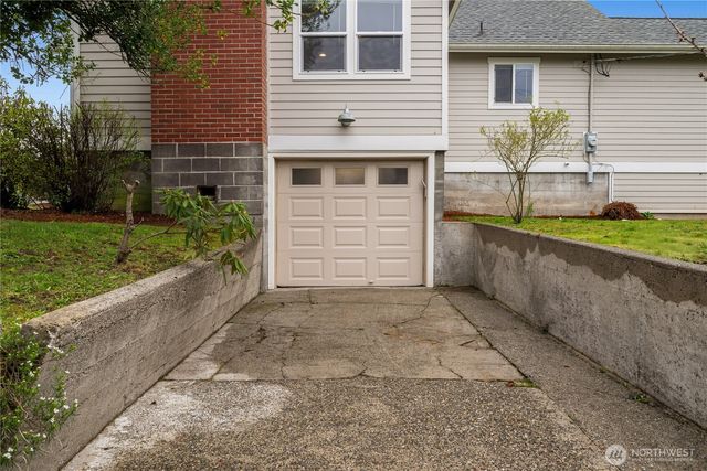 1419 High Avenue, Bremerton, WA 98337