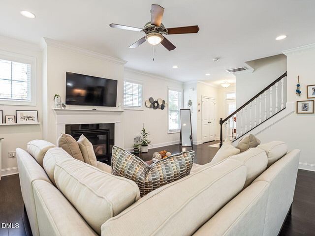 502 Suttons Walk Drive, Cary, NC 27513