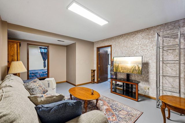 4422 Kauffman Road NW, Carroll, OH 43112