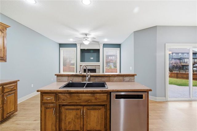 3812 NE 94th Terrace, Kansas City, MO 64156