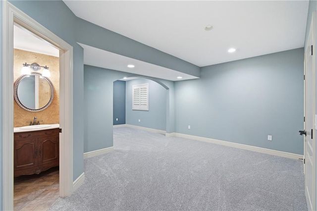 3812 NE 94th Terrace, Kansas City, MO 64156