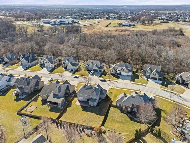 3812 NE 94th Terrace, Kansas City, MO 64156