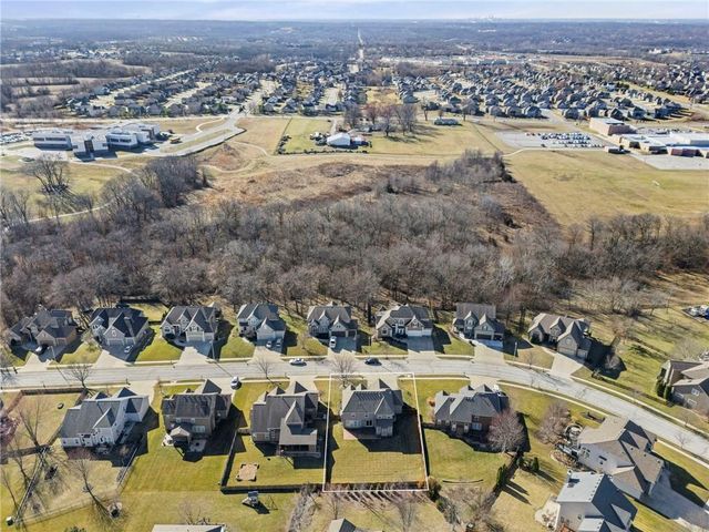 3812 NE 94th Terrace, Kansas City, MO 64156