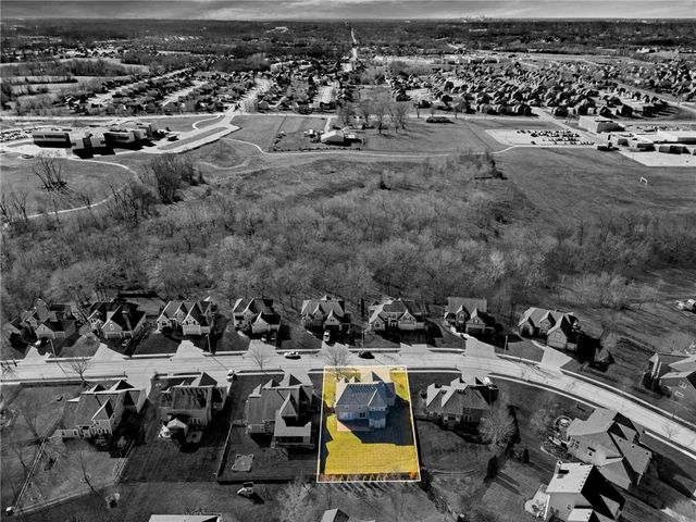 3812 NE 94th Terrace, Kansas City, MO 64156