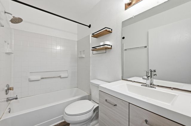 11412 Robert Wooding DR, Austin, TX 78748