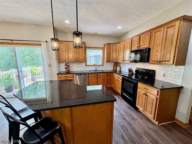 266 Ruby Lane, Streetsboro, OH 44241