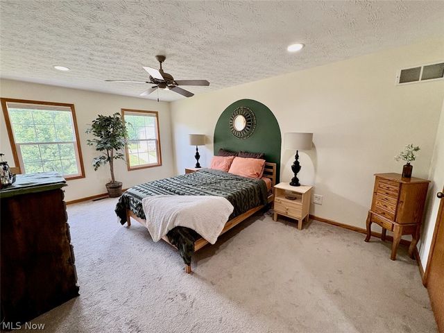 266 Ruby Lane, Streetsboro, OH 44241